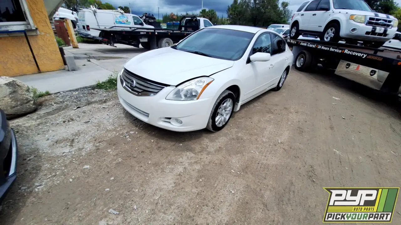 Photo of 2010 Nissan Altima