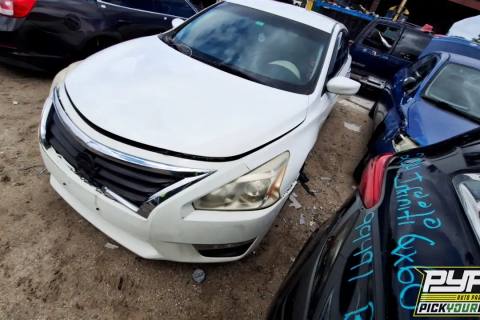 Photo of 2015 Nissan Altima