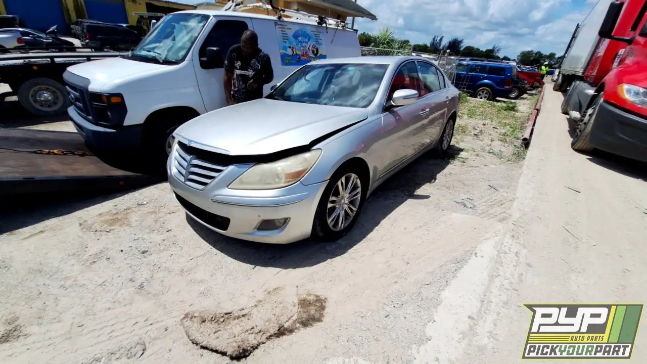 Photo of 2010 Hyundai Genesis