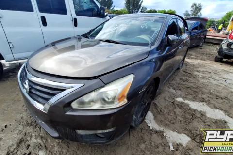 Photo of 2015 Nissan Altima