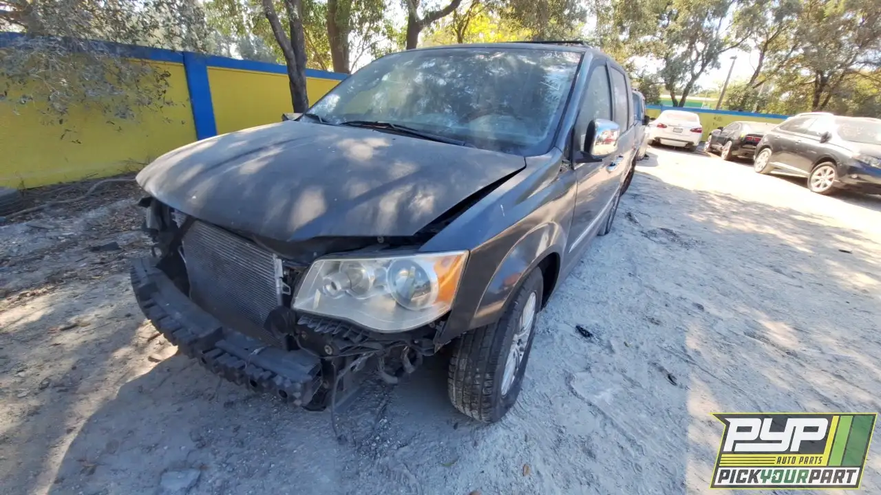 Photo of 2014 Chrysler Town & Country