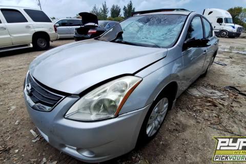 Photo of 2010 Nissan Altima