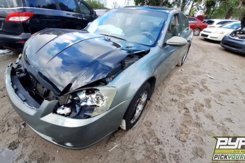 Photo of 2005 Nissan Altima