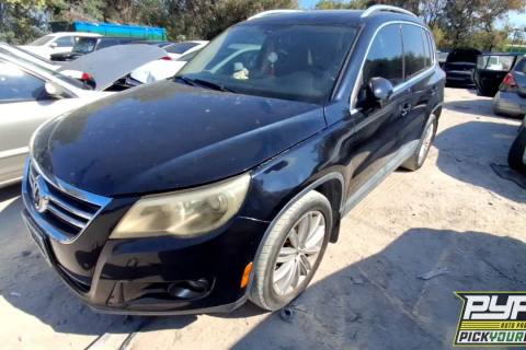 Photo of 2011 Volkswagen Tiguan