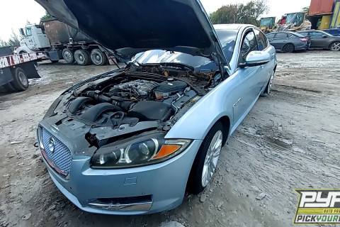 Photo of 2013 Jaguar Xf