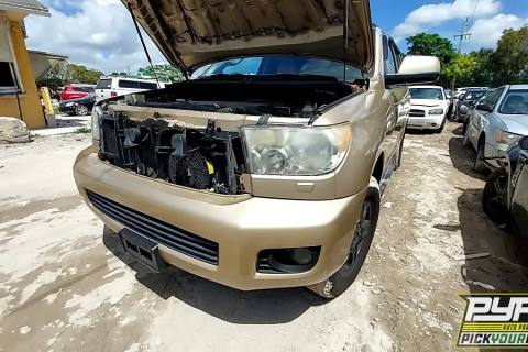 Photo of 2010 Toyota Sequoia