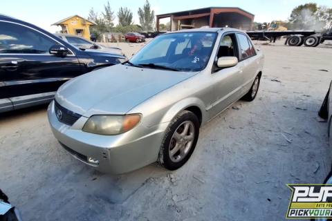 Photo of 2002 Mazda Protege