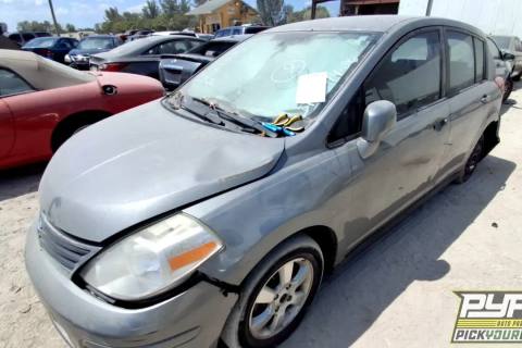 Photo of 2012 Nissan Versa