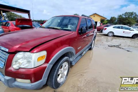 Photo of 2006 Ford Explorer