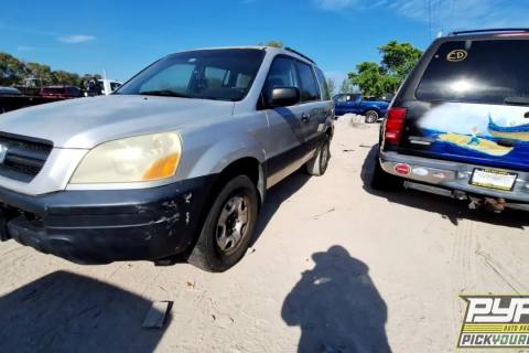 Photo of 2004 Honda Pilot