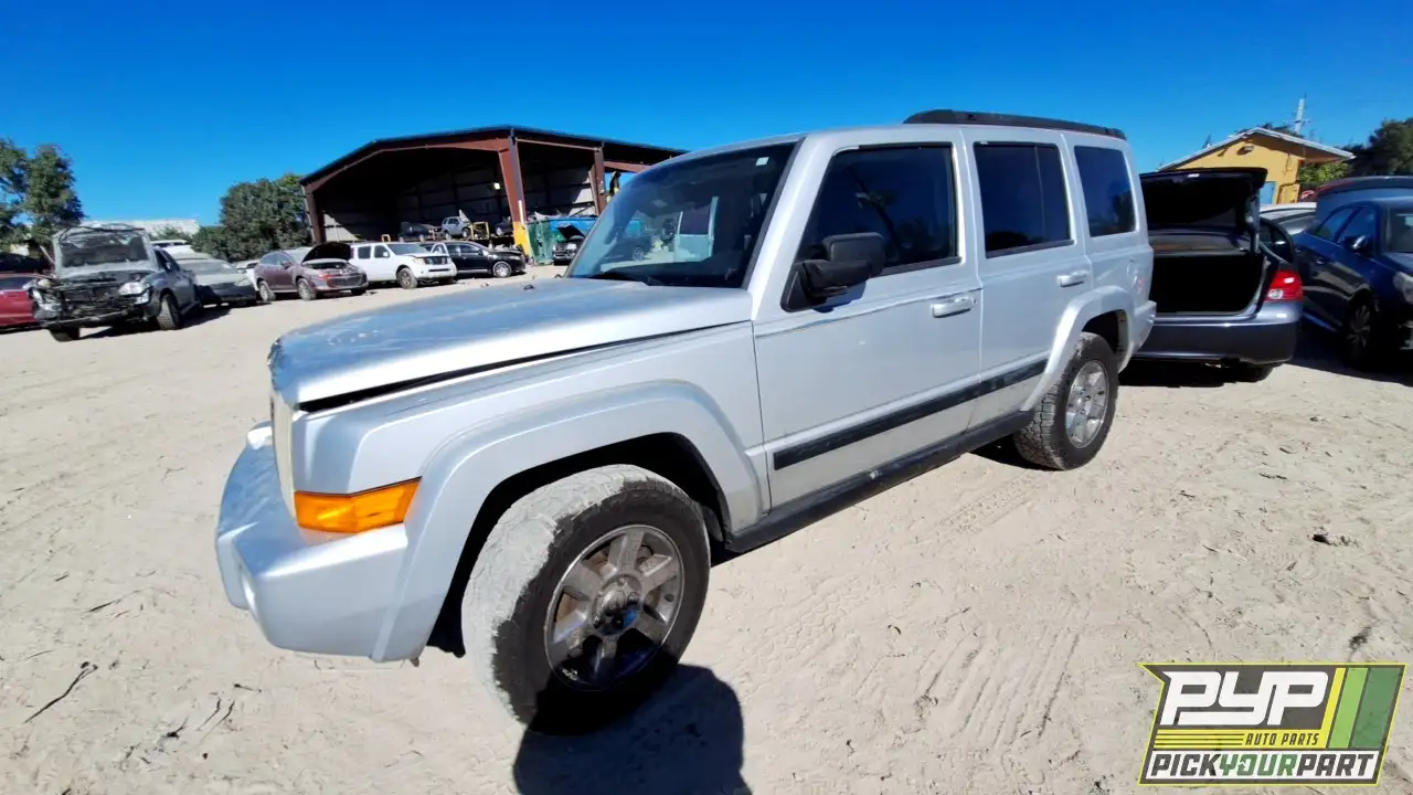 Photo of 2008 Jeep Commander