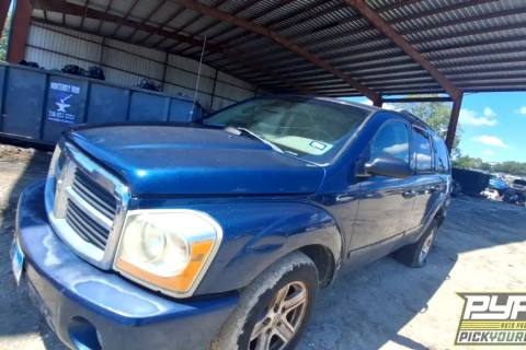 Photo of 2005 Dodge Durango
