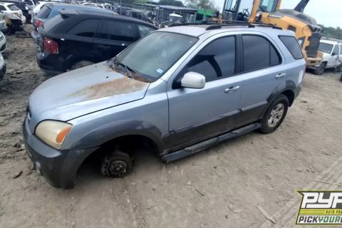 Photo of 2004 Kia Sorento