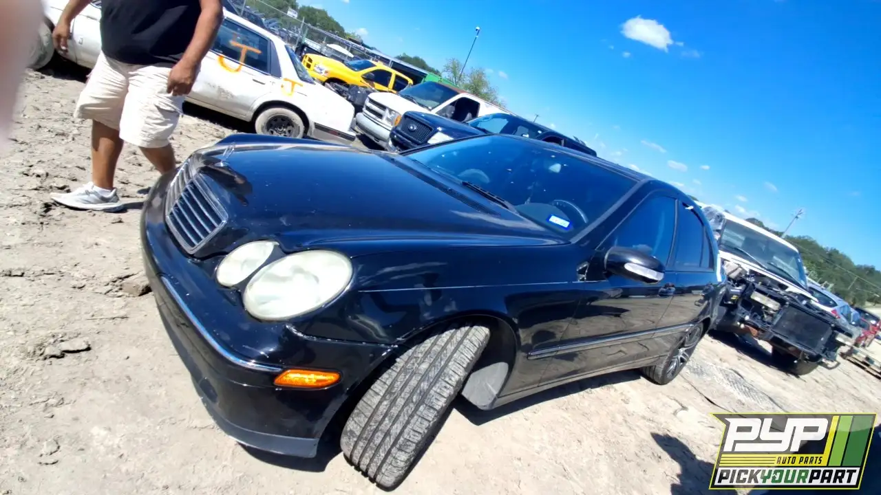 Photo of 2004 Mercedes-Benz C320
