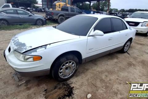 Photo of 2000 Buick Regal