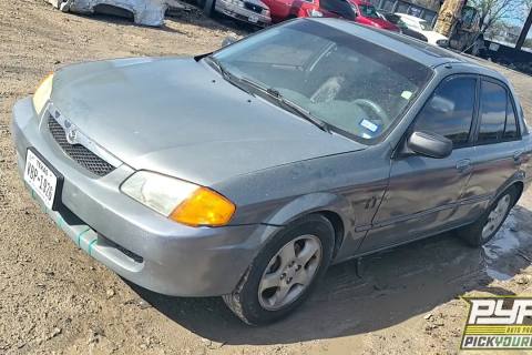 Photo of 2000 Mazda Protege