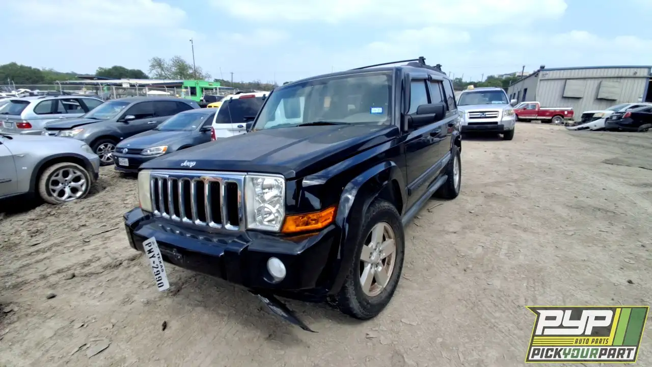 Photo of 2008 Jeep Commander