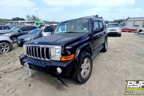 Photo of 2008 Jeep Commander