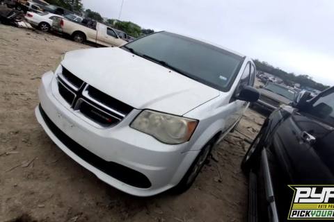 Photo of 2015 Dodge Grand Caravan