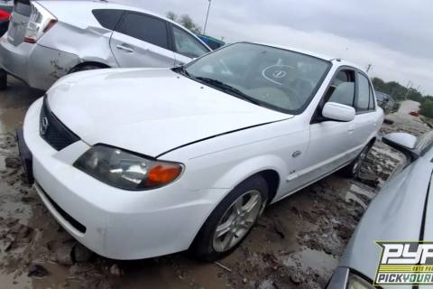 Photo of 2003 Mazda Protege