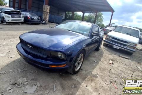 Photo of 2006 Ford Mustang