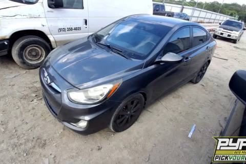 Photo of 2012 Hyundai Accent