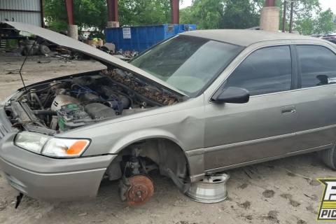 Photo of 1997 Toyota Camry