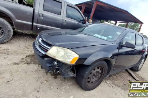Photo of 2014 Dodge Avenger