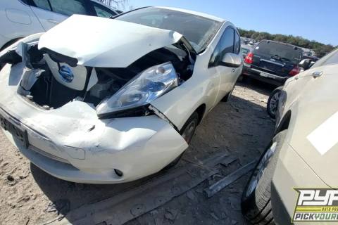 Photo of 2011 Nissan Leaf