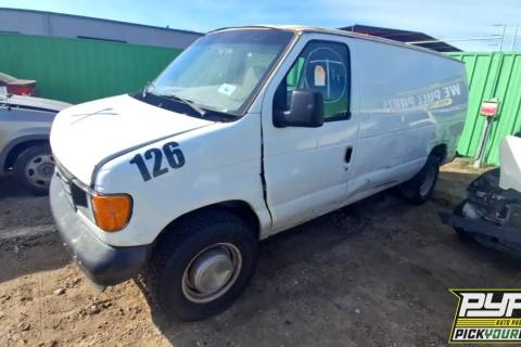 Photo of 2006 Ford E-250
