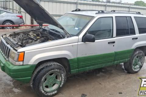 Photo of 1996 Jeep Grand Cherokee
