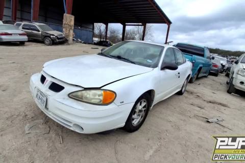 Photo of 2004 Pontiac Grand Am