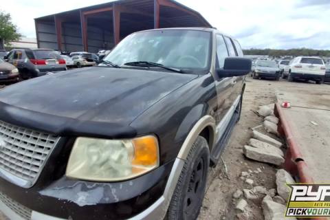 Photo of 2003 Ford Expedition