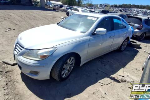 Photo of 2011 Hyundai Genesis