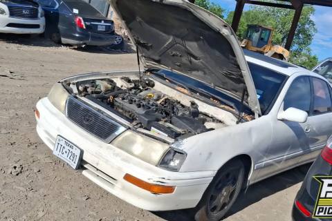 Photo of 1996 Toyota Avalon