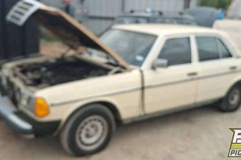 Photo of 1983 Mercedes-Benz 300-Class