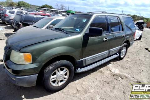Photo of 2004 Ford Expedition
