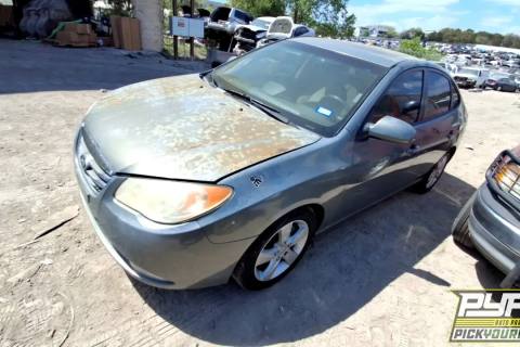 Photo of 2010 Hyundai Elantra