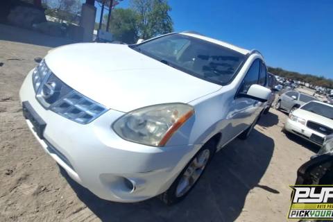 Photo of 2013 Nissan Rogue