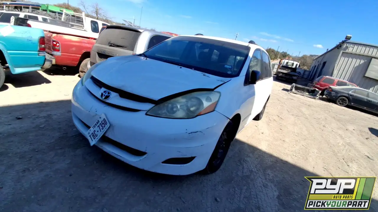 Photo of 2006 Toyota Sienna