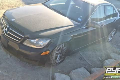 Photo of 2014 Mercedes-Benz C300