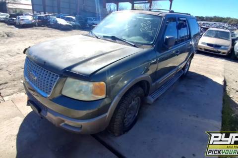 Photo of 2004 Ford Expedition