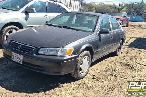 Photo of 2000 Toyota Camry