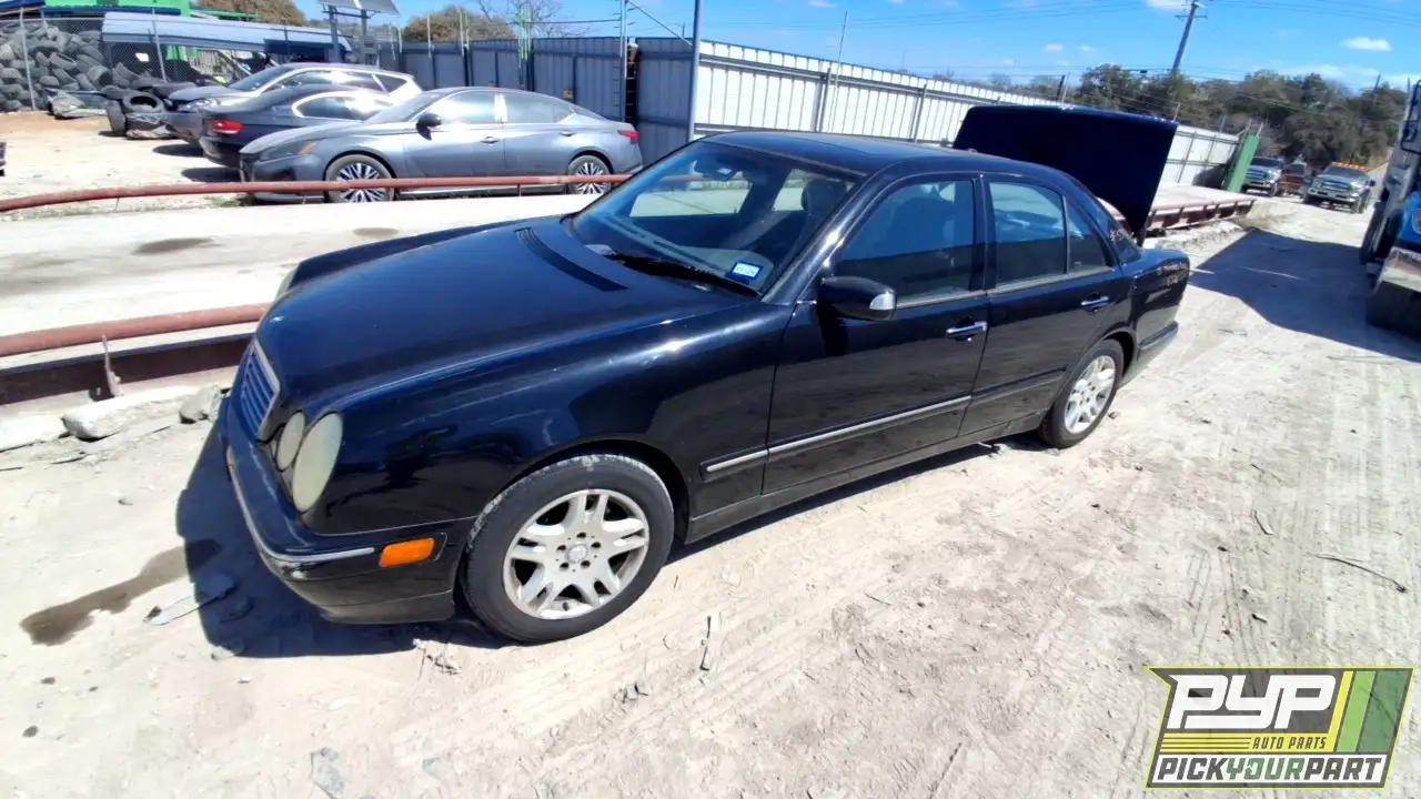 Photo of 2001 Mercedes-Benz E320