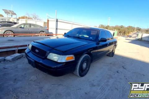 Photo of 2010 Ford Crown Victoria