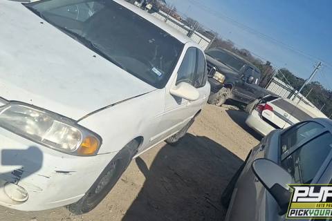 Photo of 2002 Nissan Sentra
