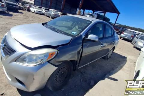 Photo of 2013 Nissan Versa