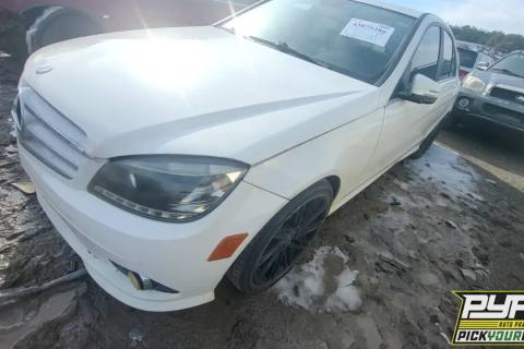 Photo of 2011 Mercedes-Benz C300