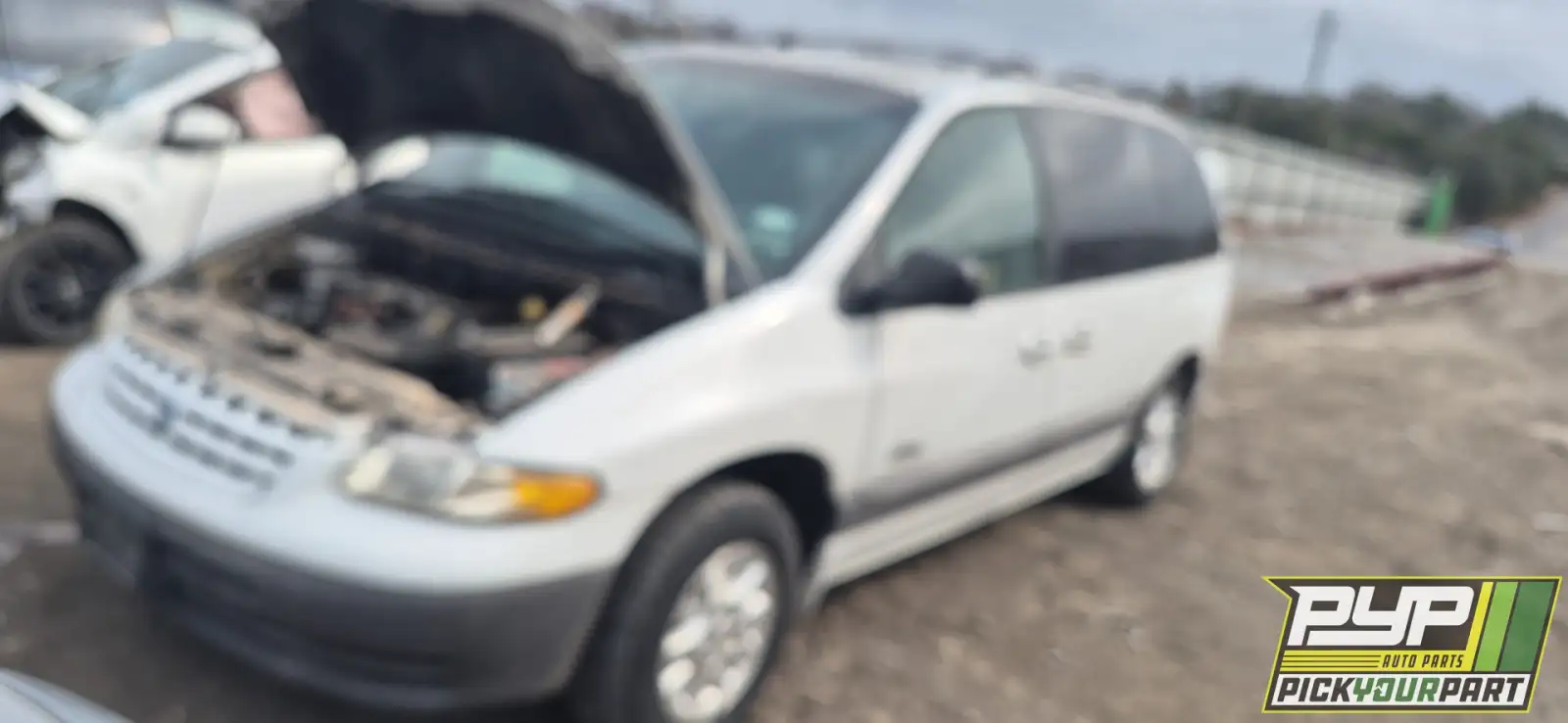 Photo of 1997 Plymouth Voyager