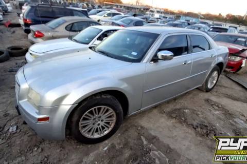 Photo of 2010 Chrysler 300